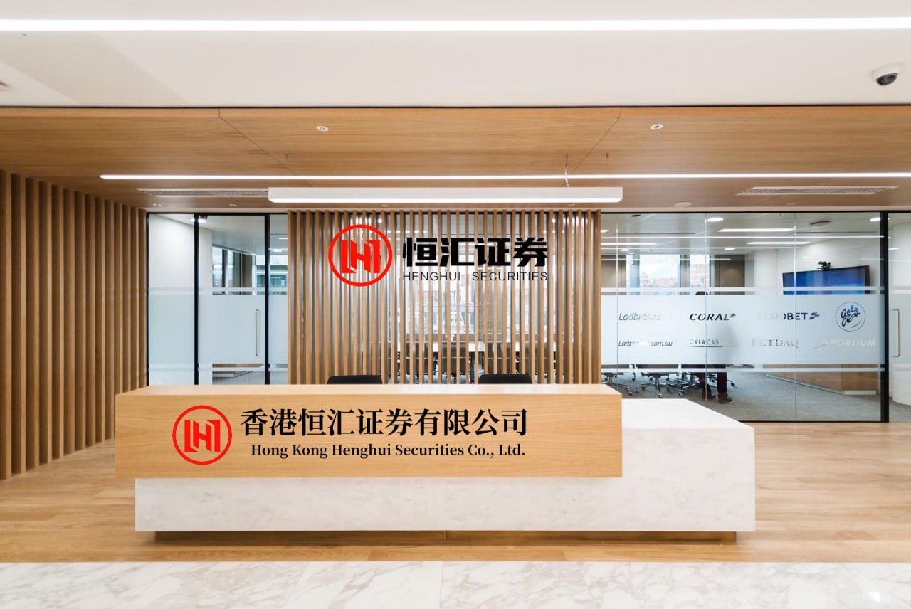 江苏配资网 520㎡独栋别墅, 静谧的气质大宅!